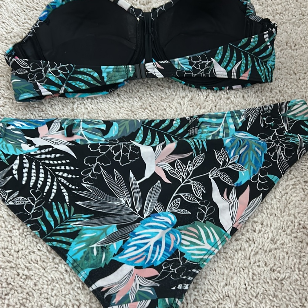 Pink and Tropical Print Bikini Set - Picture 5 of 5